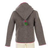 Kinderstrickjacke mit Kapuze und Quaste - it‘s alippa