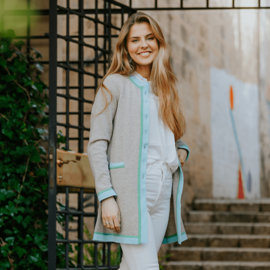 it‘s alippa_Damenstrickmantel "Happy" - Damenstrickmantel