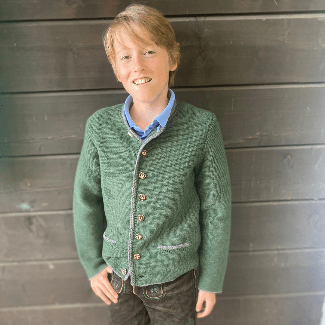 it‘s alippa_Kinderstrickjacke “Die Klassische” (10 - 16 Jahre) - Kinderstrickjacke